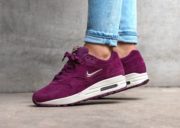 basket nike bordeaux femme